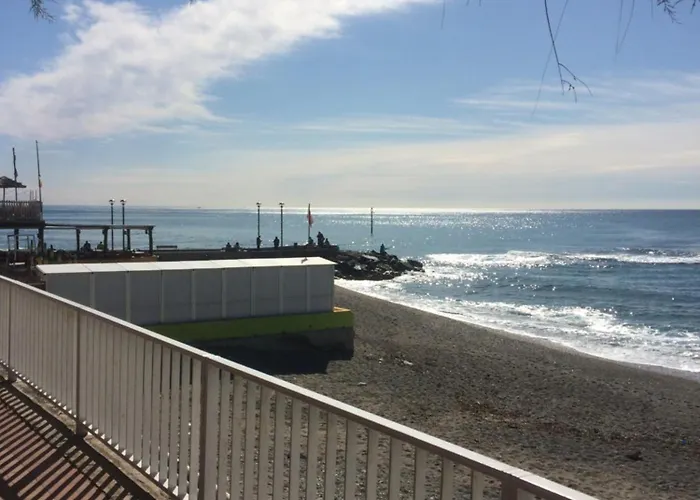 2000 Cuneo-montagna E Mare Ligure *